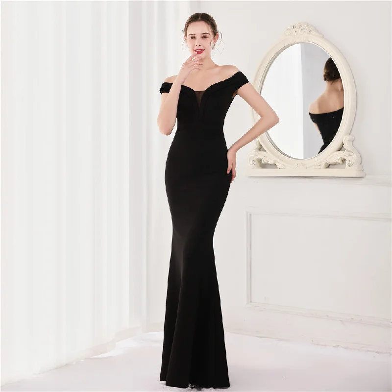 The Jada Evening Gown Satin unclassified dresses