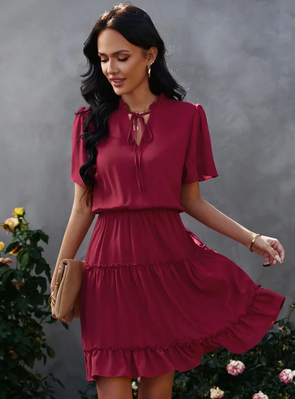 V-neck Silm Waist Ruffled Dress Knitted unclassified dresses