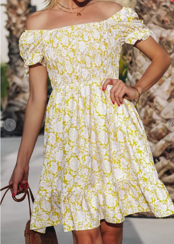 Yellow Sunshine Monochrome unclassified dresses